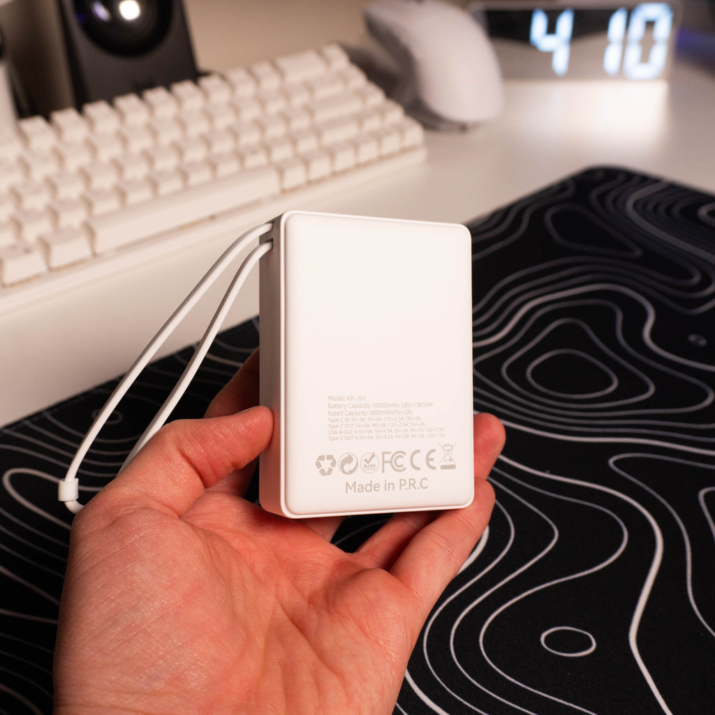 Power bank cable integrado